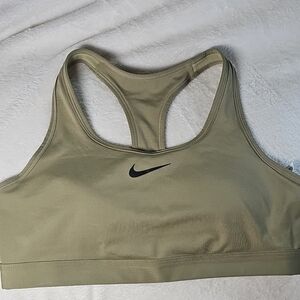 Nike Swoosh Dri Fit Sage Green Sports bra Size Medium Built in Padding